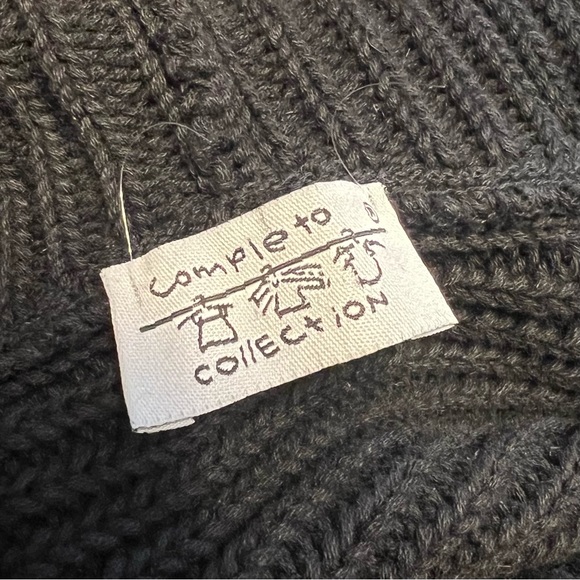 Completo Collection Turtleneck Sweater - Picture 4 of 5